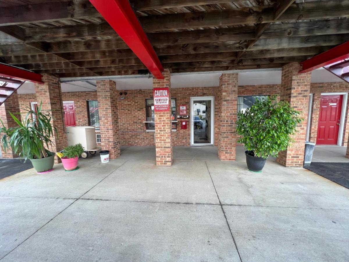Americas Inn Bardstown Luaran gambar