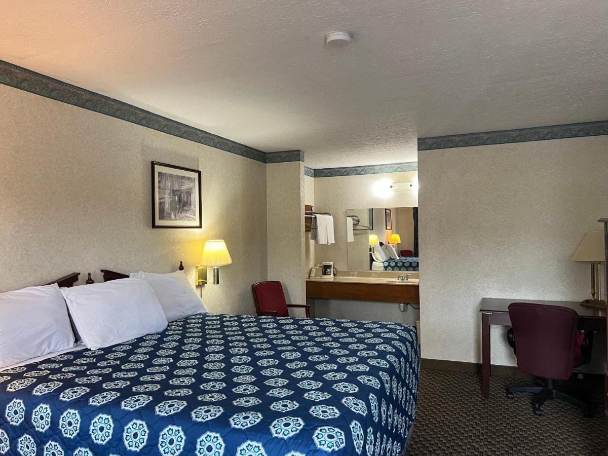 Americas Inn Bardstown Luaran gambar