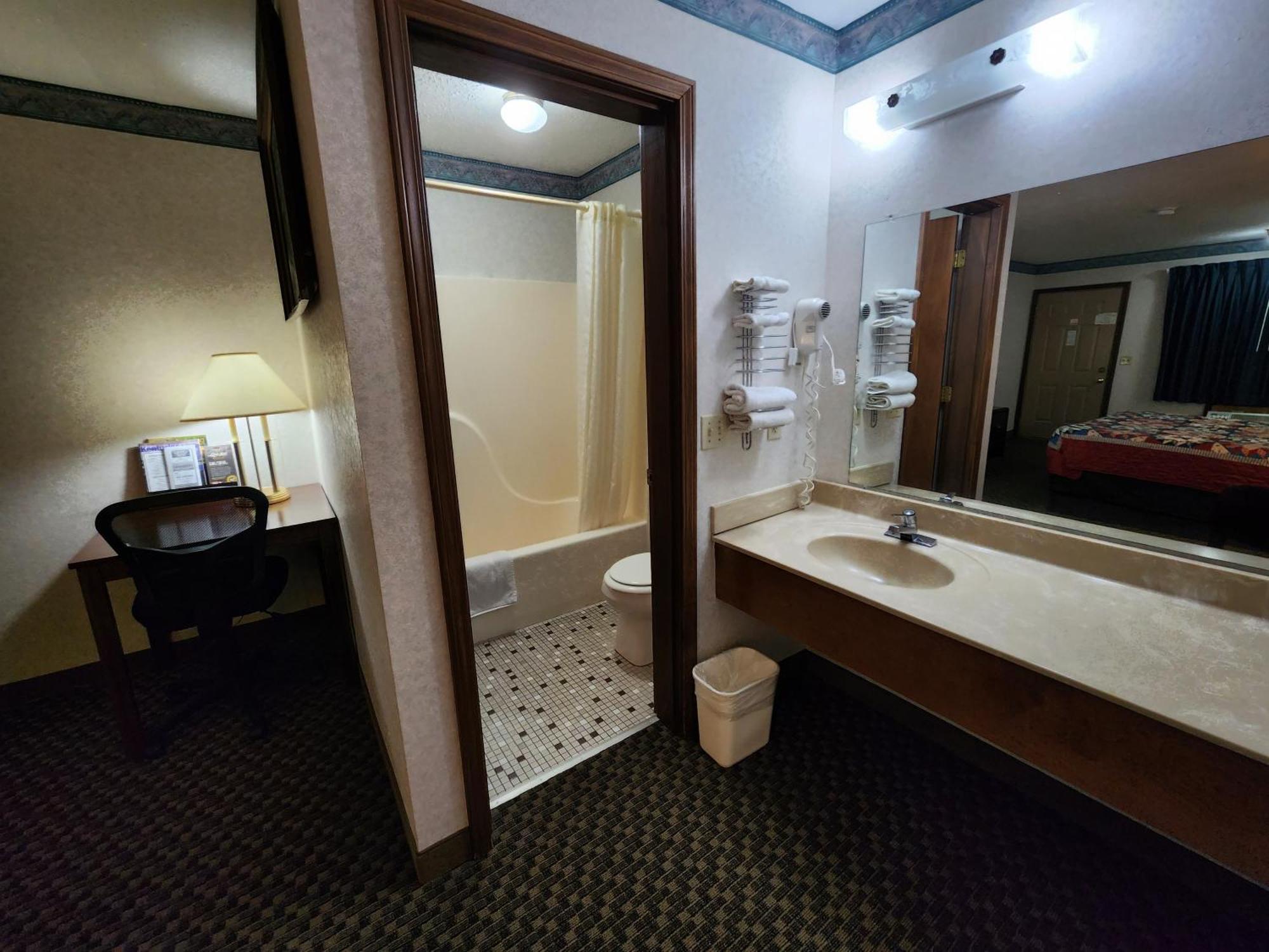 Americas Inn Bardstown Luaran gambar