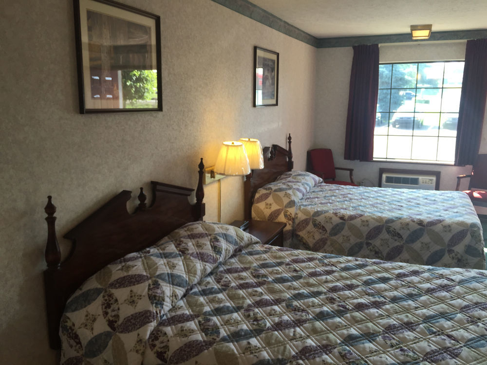 Americas Inn Bardstown Luaran gambar