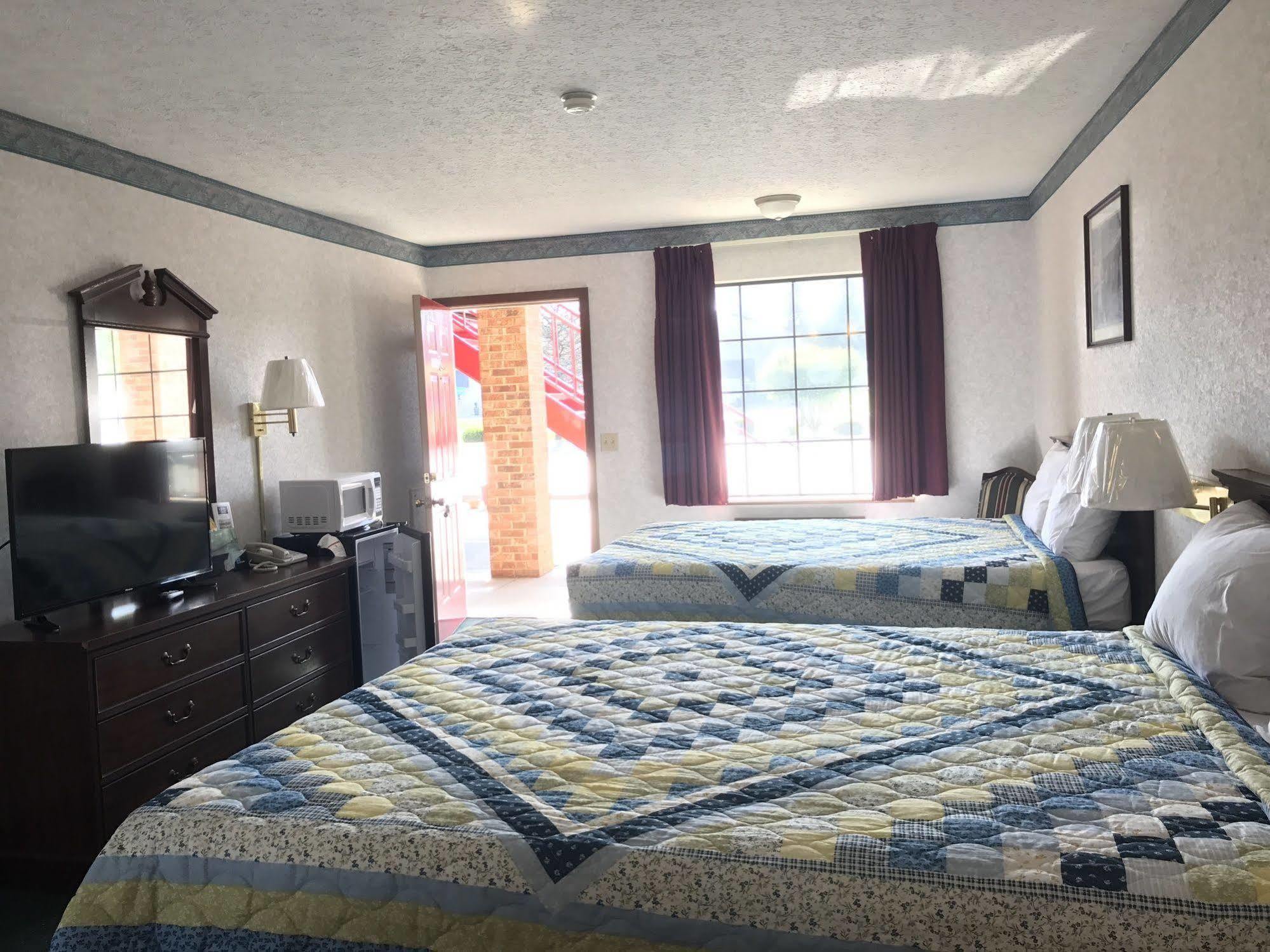 Americas Inn Bardstown Luaran gambar